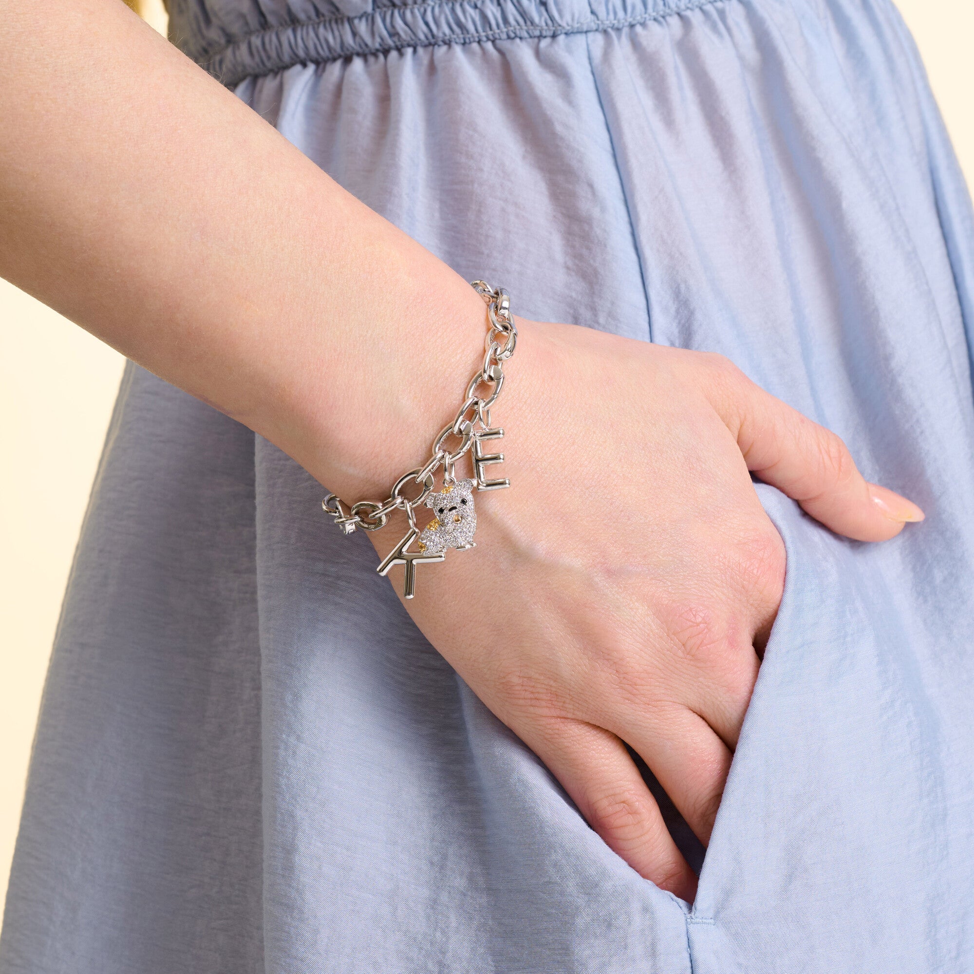 #color_E Silver