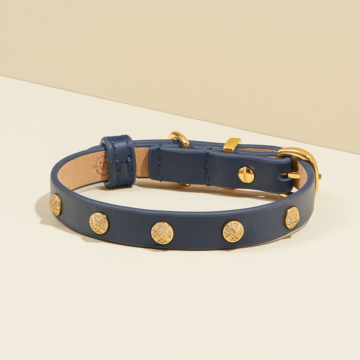 #color_navy